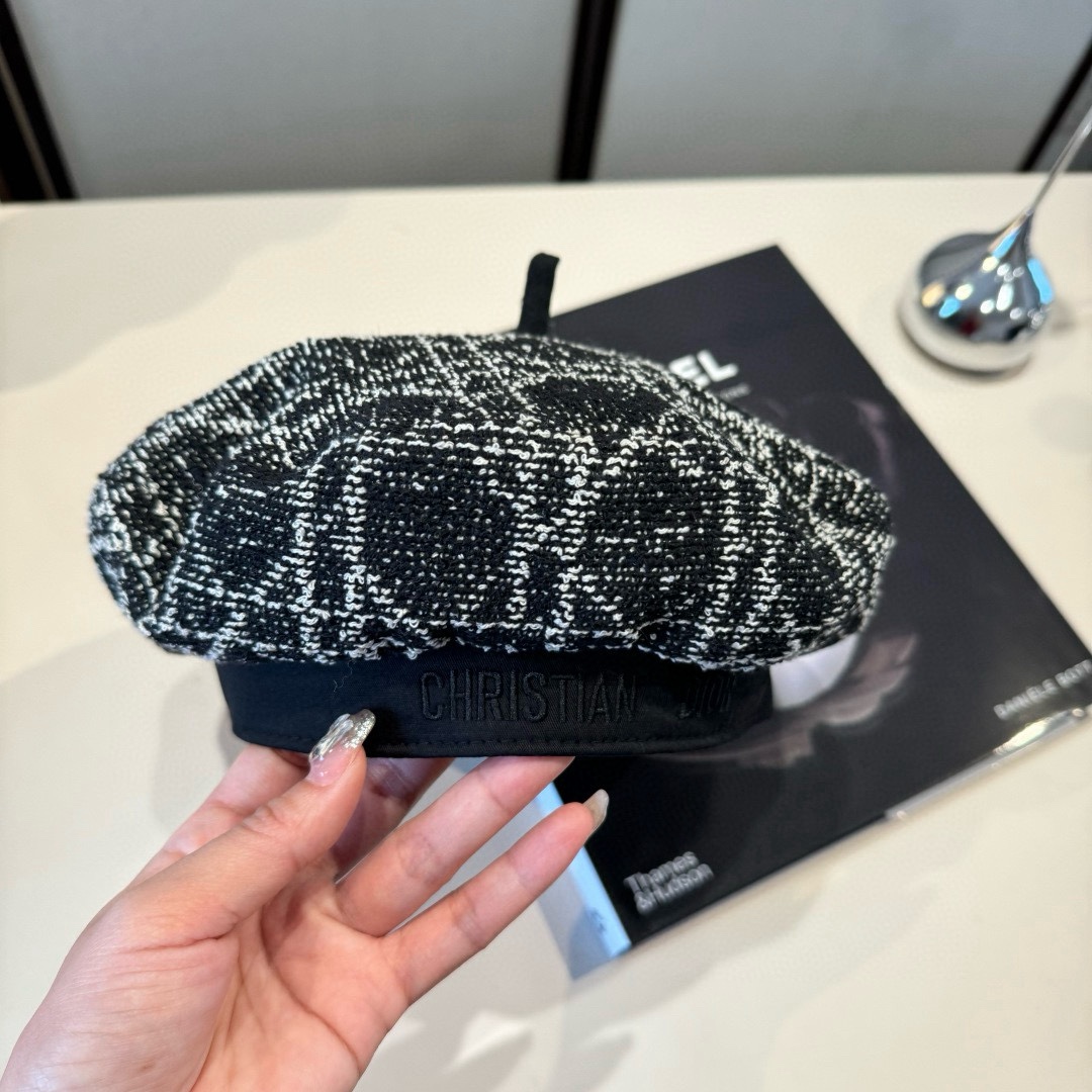 🆕

Dior迪奥新款贝雷帽，高端定制，头围57cm