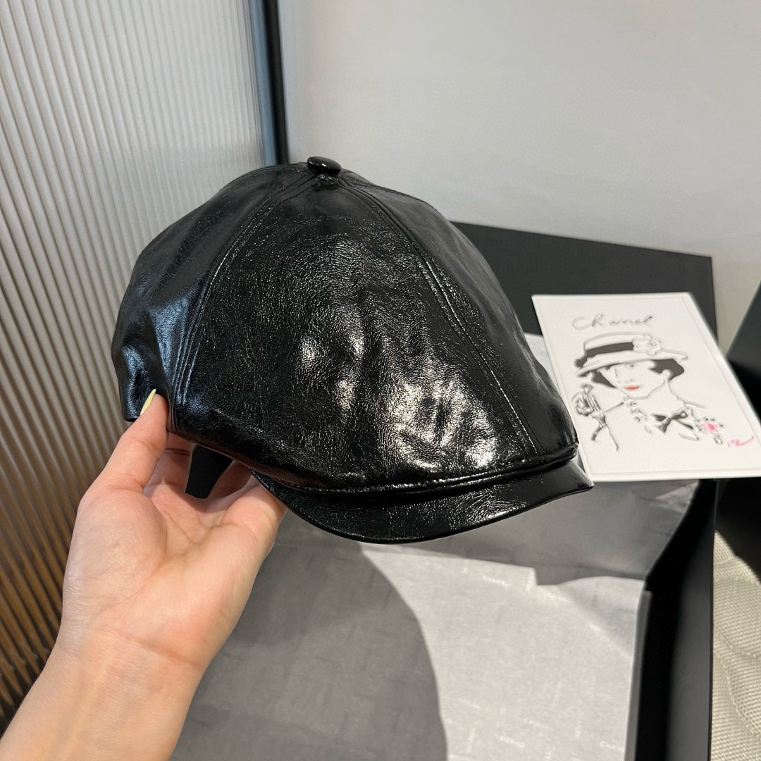 🆕

普拉达新款前进帽，高端定，头围57cm