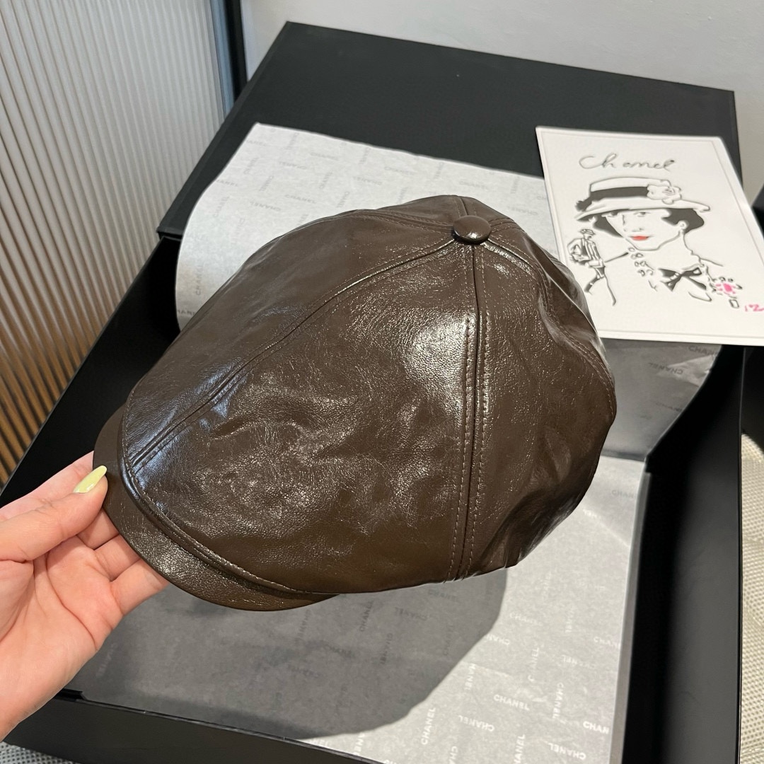 🆕

普拉达新款前进帽，高端定，头围57cm