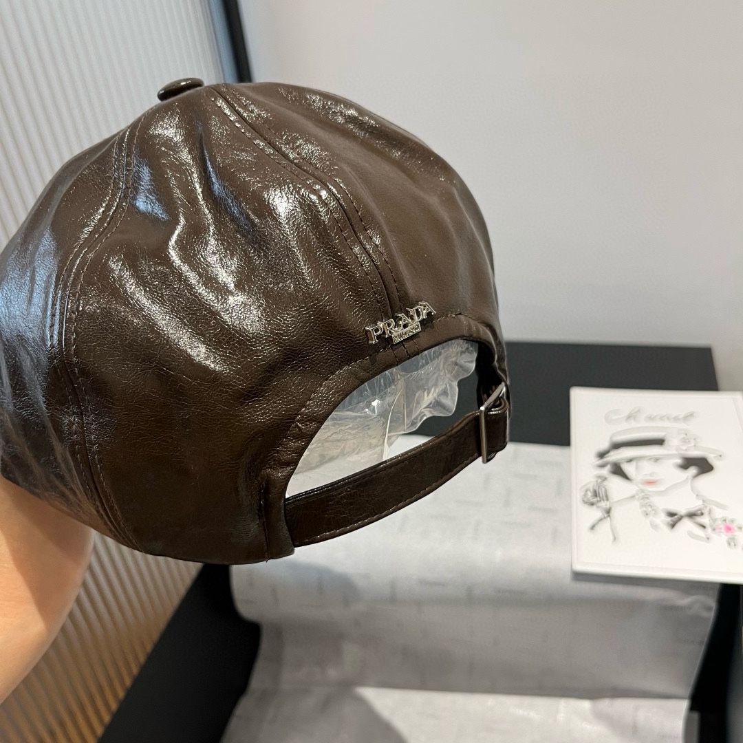 🆕

普拉达新款前进帽，高端定，头围57cm