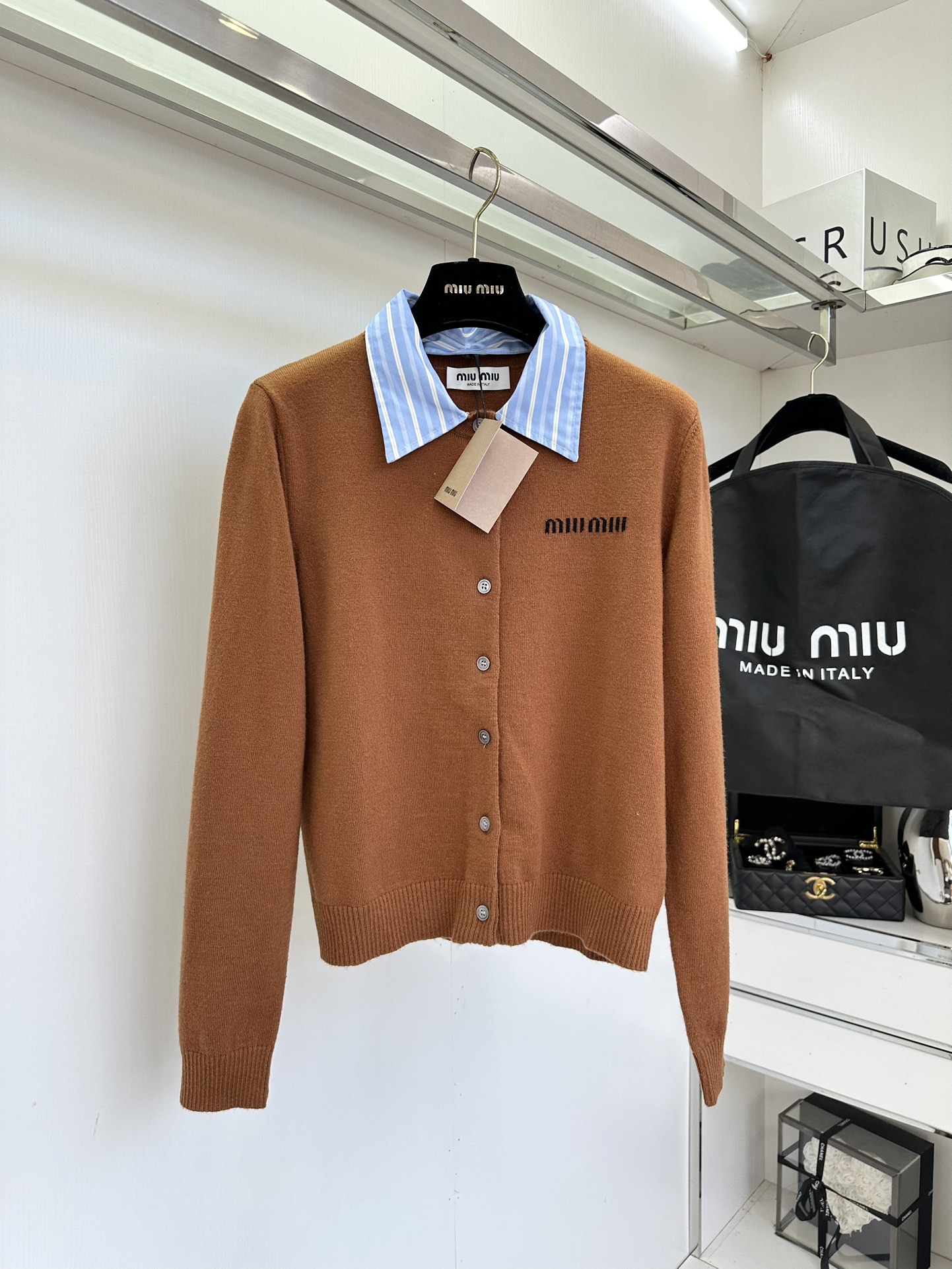 Elegant Women's Detachable Collar Knit Cardigan - Versatile & Stylish 6 i1757123384 703 4