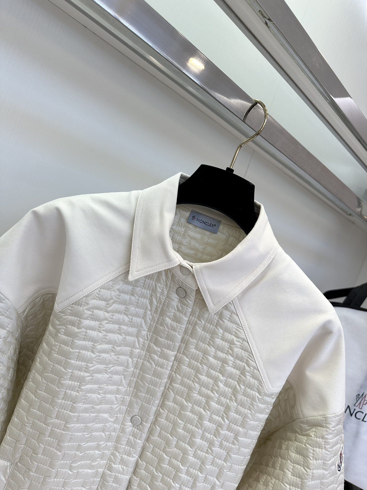 25 F NEWMoncle* 25Fw秋冬新款几何衍线压纹，翻领棉服外套|△独家yb开发!高版出品!防