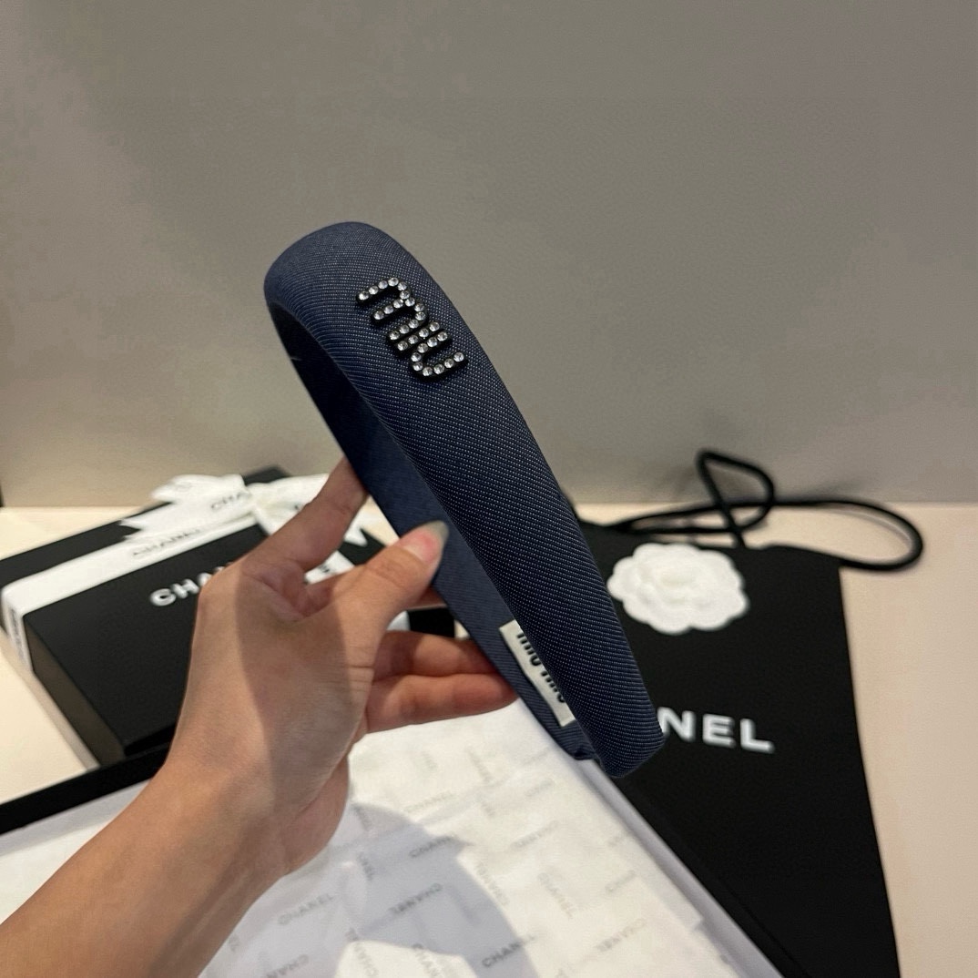 NO:371479,miumiu hairpin hairpins, hairpins, miumiu hairpins19860909miumiu缪缪发箍发夹,发夹,miumiu,hairpins,accessory