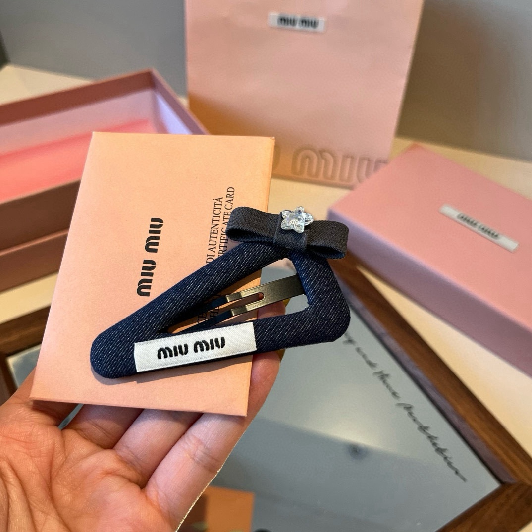 NO:371484,Miumiu Miu new hairpin hairpin, hairpin, miumiu, hairpin19860909miumiu缪缪新款发夹发夹,发夹,miumiu,hairpins,accessory