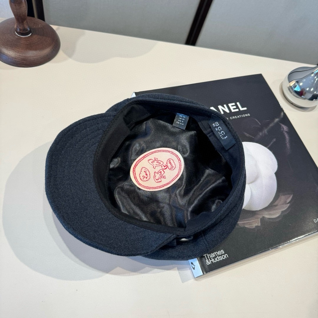 🆕

Gucci古奇羊毛画家鸭舌帽，百分百羊毛🦙%面料，头围57cm