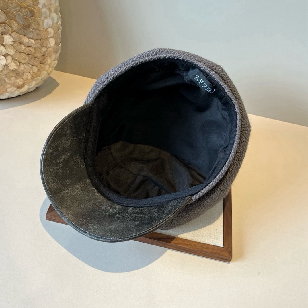 🆕

Gucci古奇新款鸭舌画家帽，头围57cm