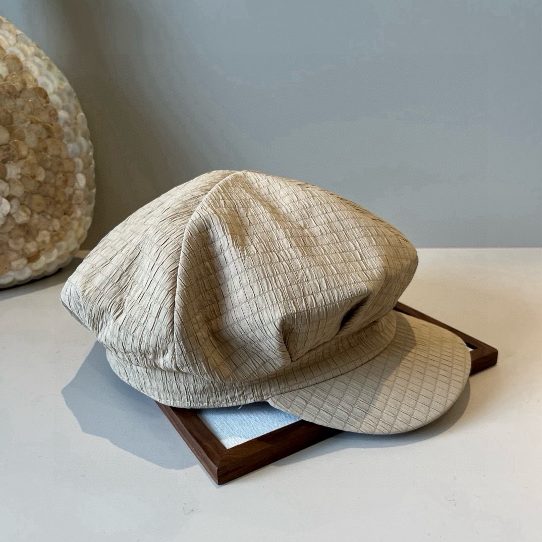 🆕

Celine赛琳新款鸭舌画家帽，秋冬款，头围57cm