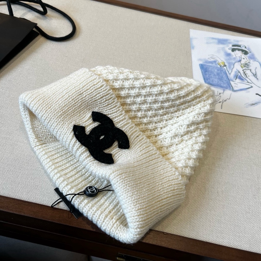 🆕

Chanel香奈儿针织毛线帽