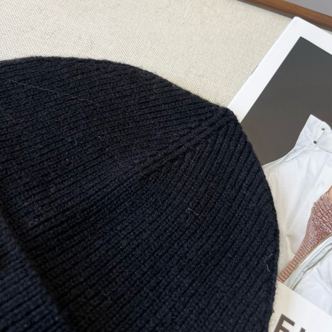 🆕

Hermes爱马仕新款针织毛线帽