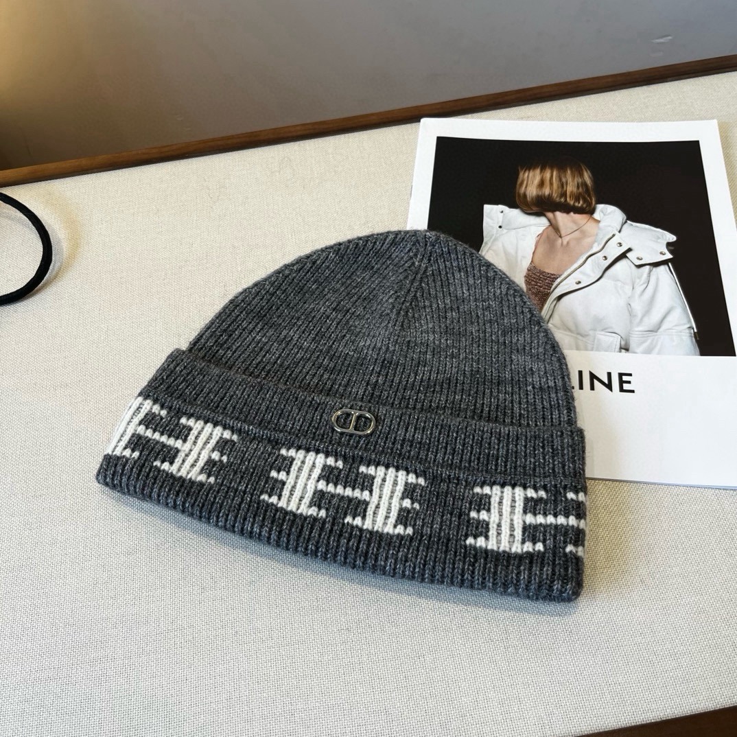 🆕

Hermes爱马仕新款针织毛线帽