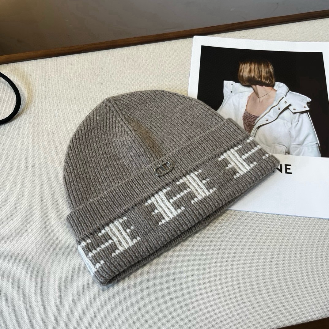 🆕

Hermes爱马仕新款针织毛线帽