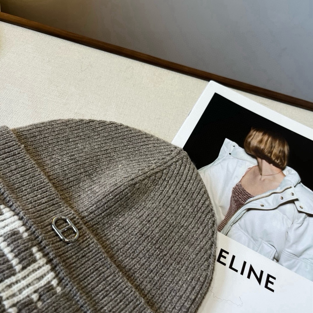 🆕

Hermes爱马仕新款针织毛线帽