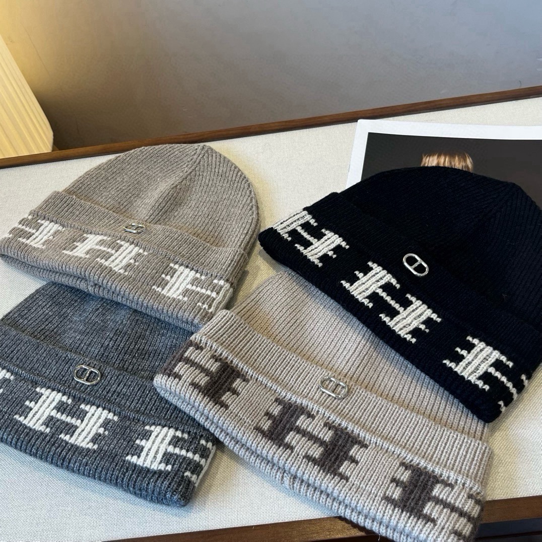 🆕

Hermes爱马仕新款针织毛线帽