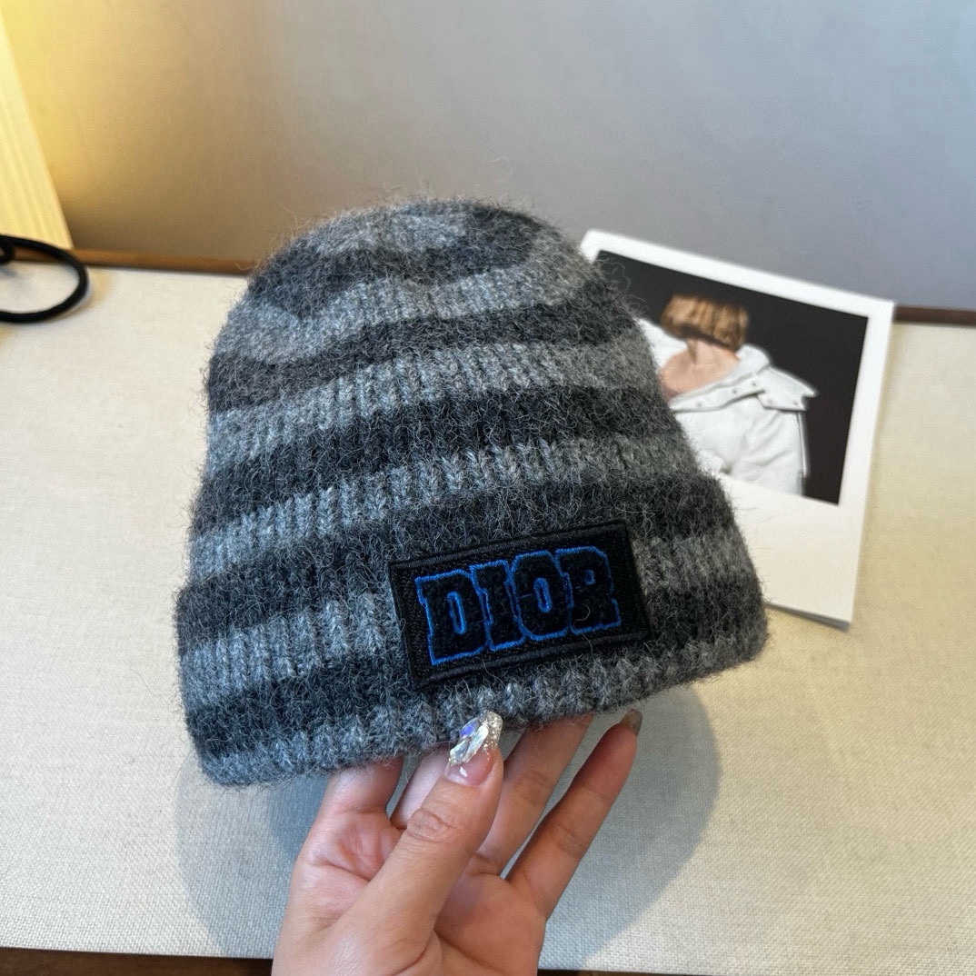 🆕

Dior Miss迪奥针织毛线帽，羊毛帽