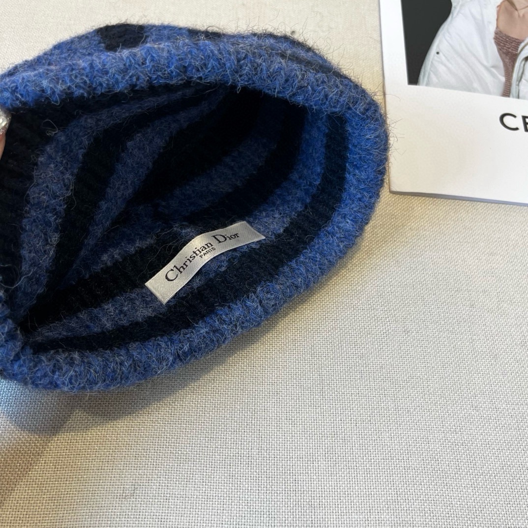 🆕

Dior Miss迪奥针织毛线帽，羊毛帽