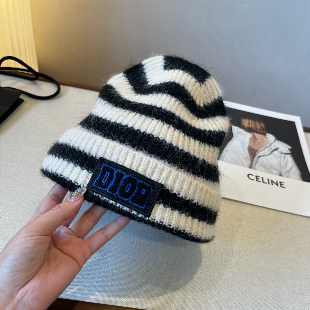 🆕

Dior Miss迪奥针织毛线帽，羊毛帽