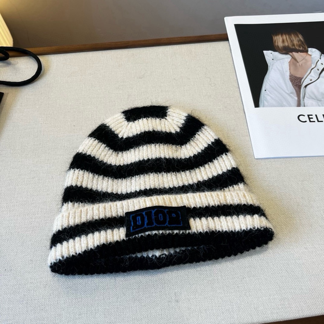 🆕

Dior Miss迪奥针织毛线帽，羊毛帽