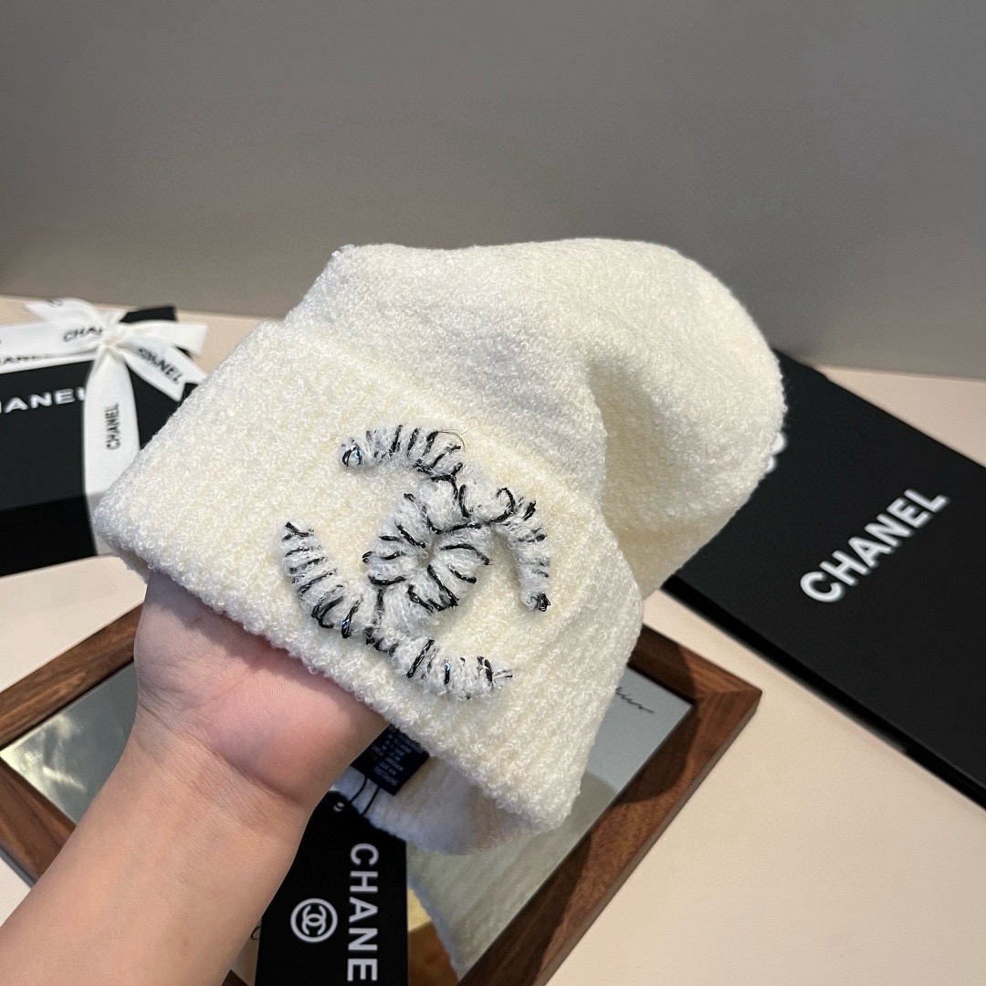 🆕

Chanel香奈儿针织毛线帽