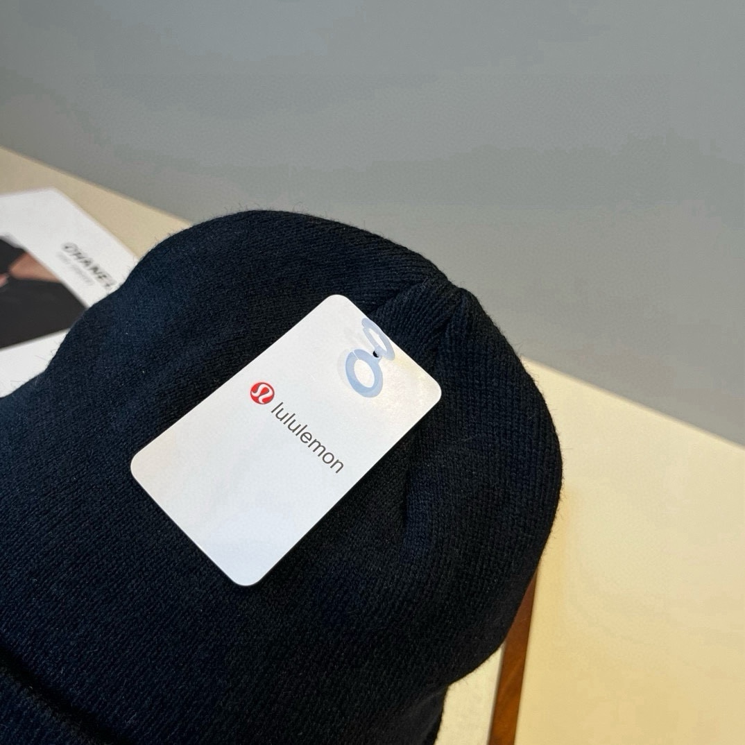 🆕

lulu新款毛线帽