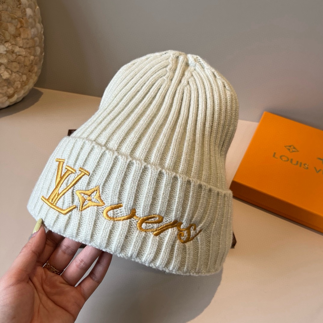🆕

Lv路易斯新款毛线帽