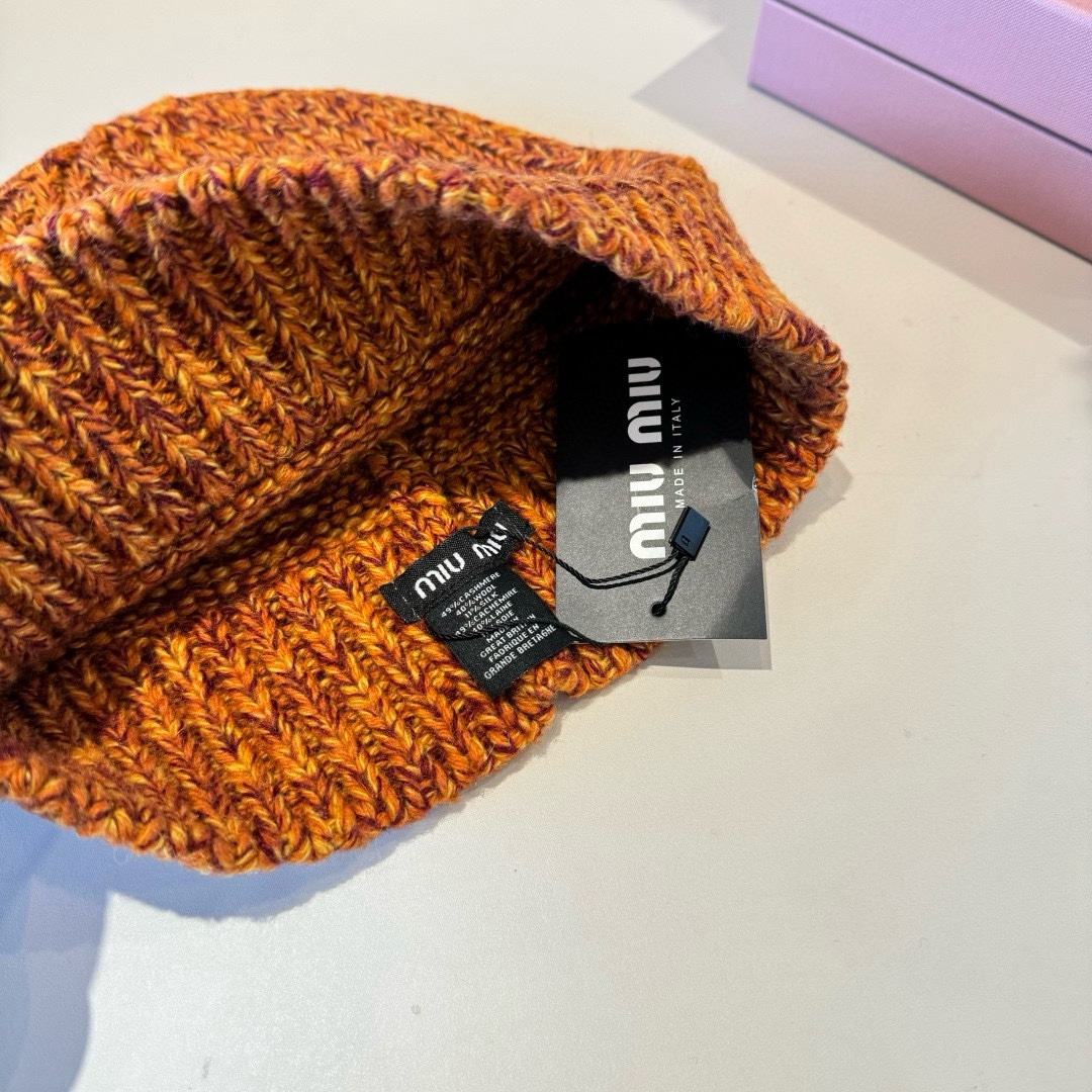 🆕

缪缪miumiu秋冬新款毛线帽，官方款，男女通用