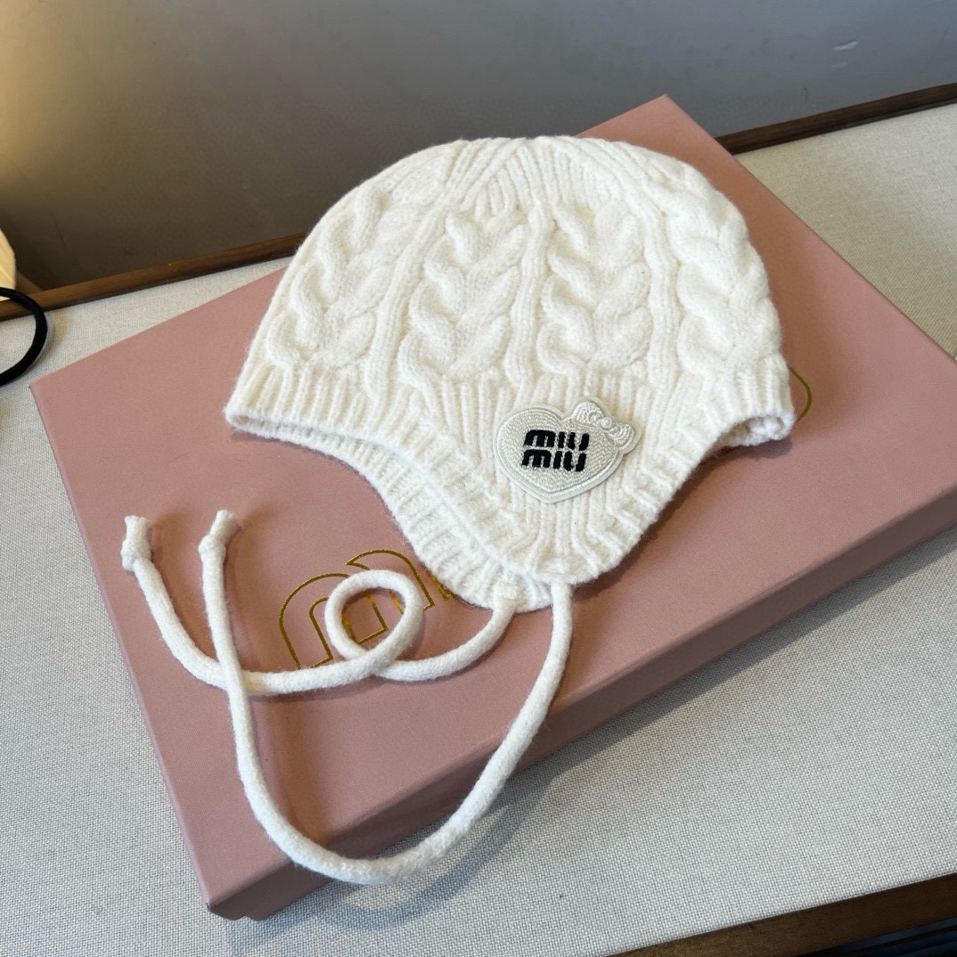 🆕

缪缪针织毛线帽、护耳帽