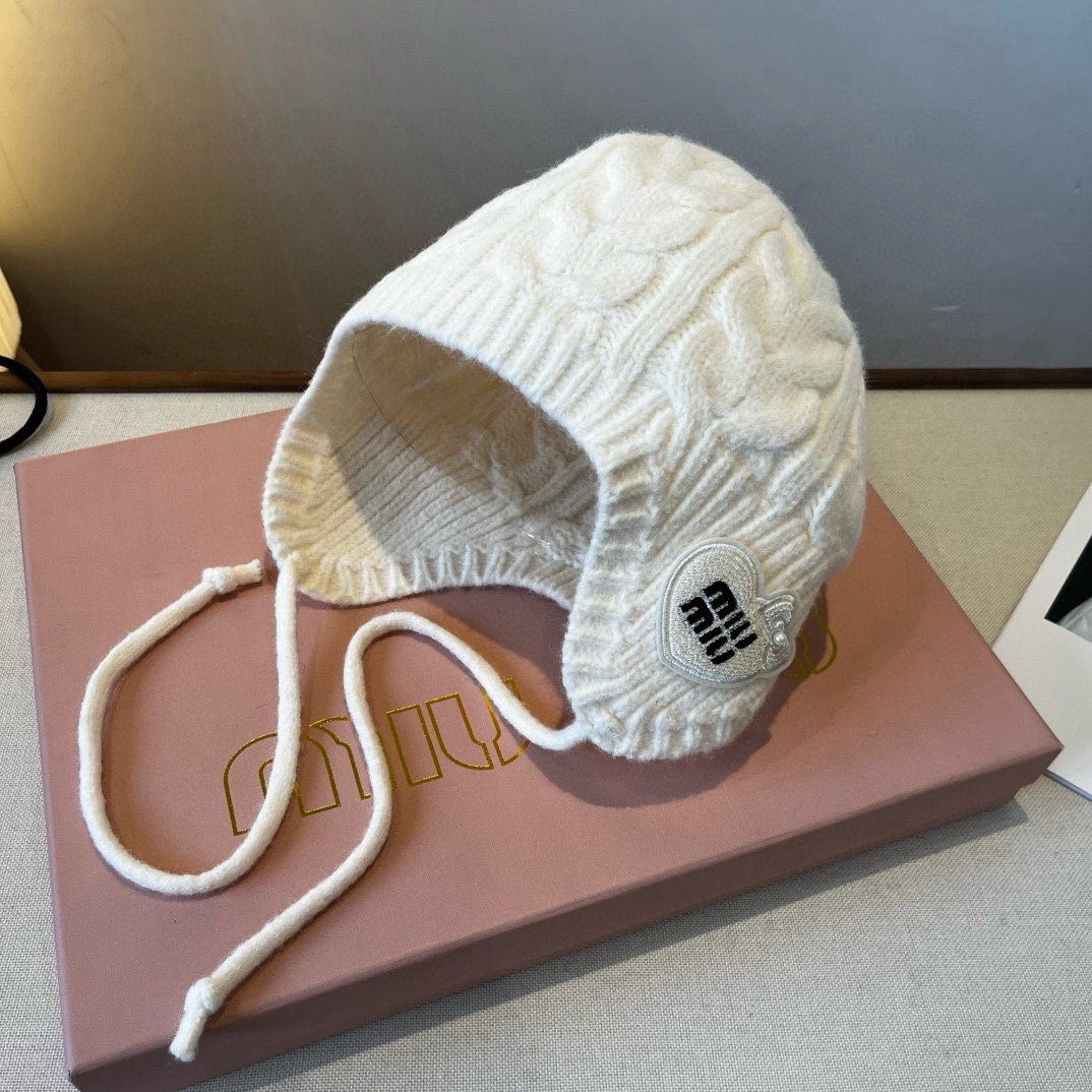 🆕

缪缪针织毛线帽、护耳帽