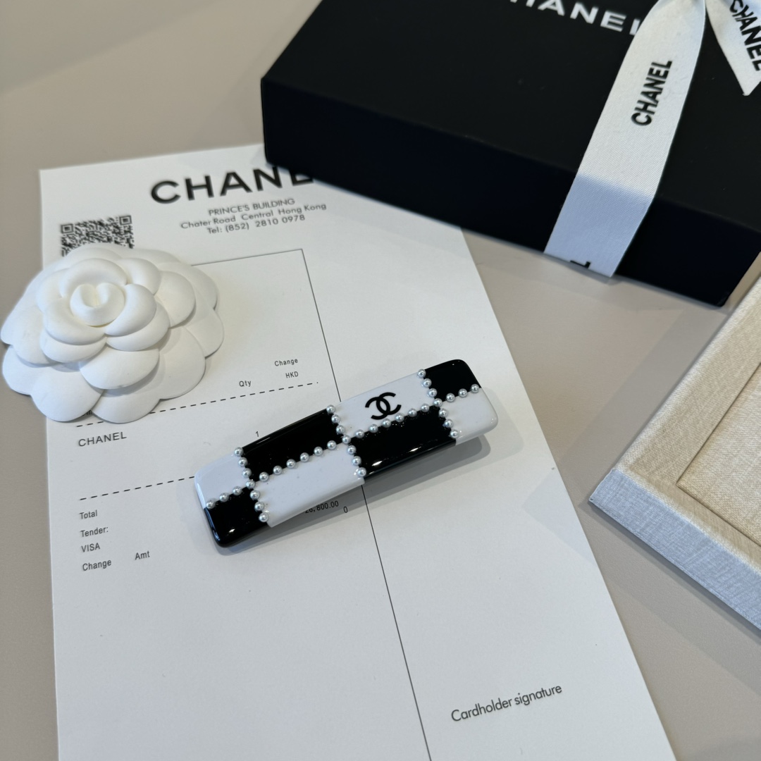 🆕（单个）

Chanel香奈儿发夹