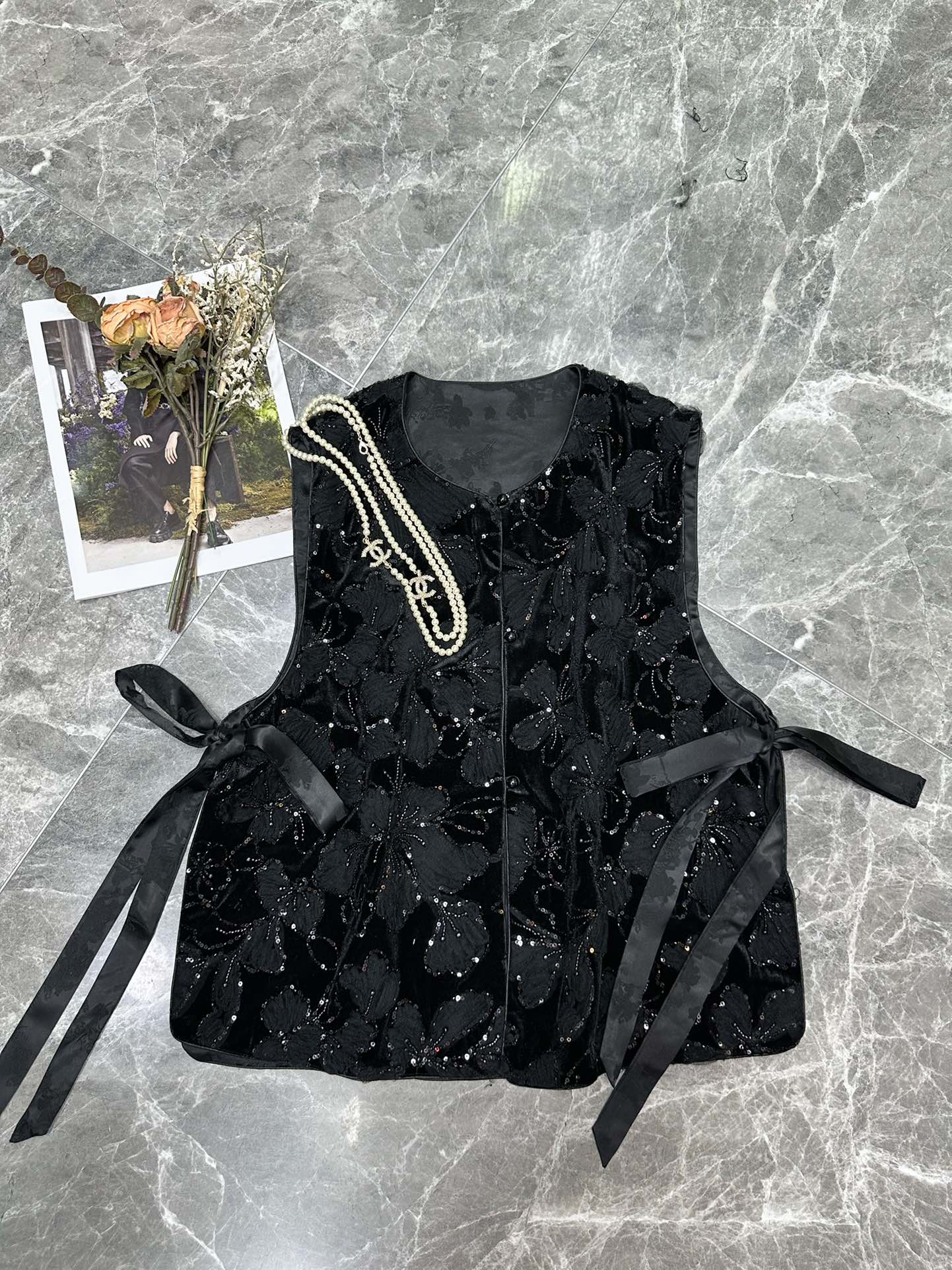 Elegant Embroidered Floral Vest with Side Tie Detail - Versatile Style 1 i1757167427 8553 3