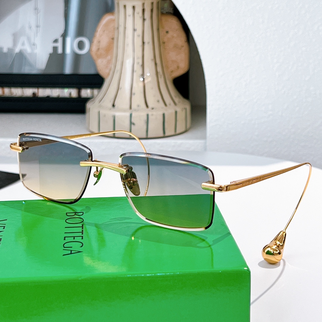 Bottega Venet*MODEL：BV1699LASIZE：56口17-145🔝🔝