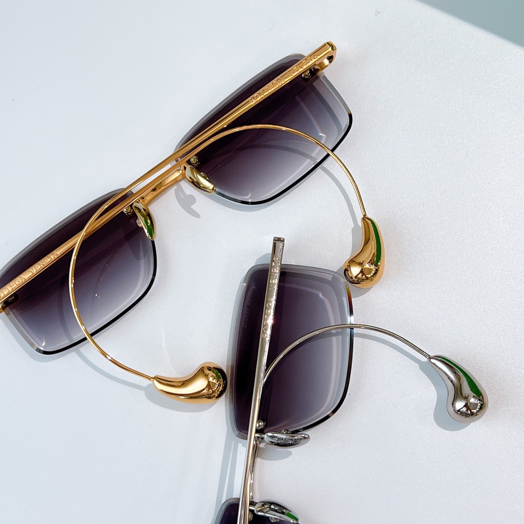 Bottega Venet*MODEL：BV1699LASIZE：56口17-145🔝🔝