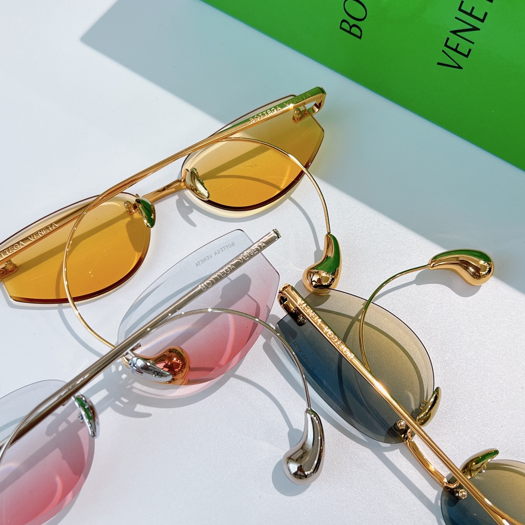 Bottega Venet*MODEL：BV1698LASIZE：56口17-145🔝🔝