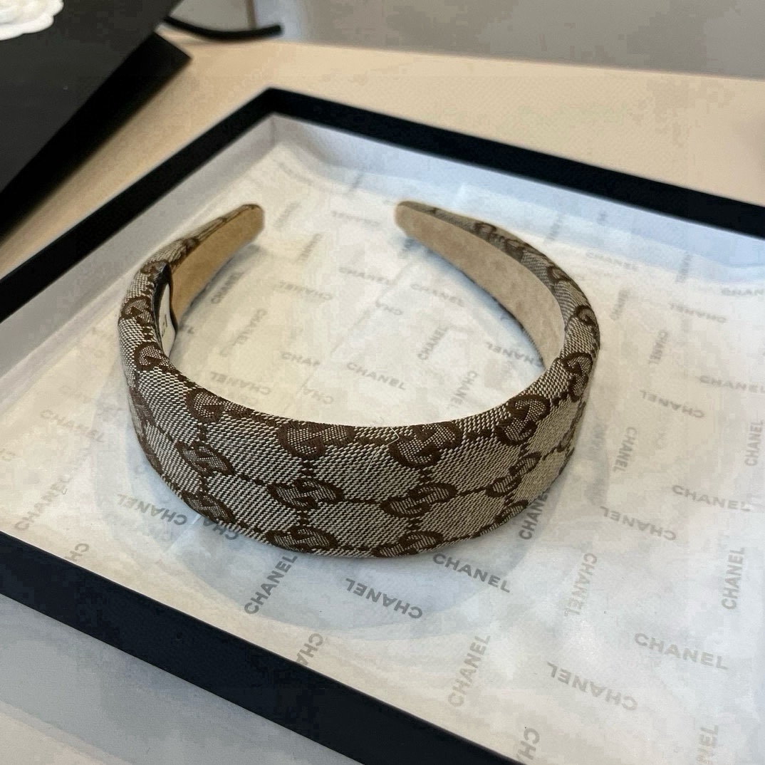 🆕

 Gucci古奇发箍3cm