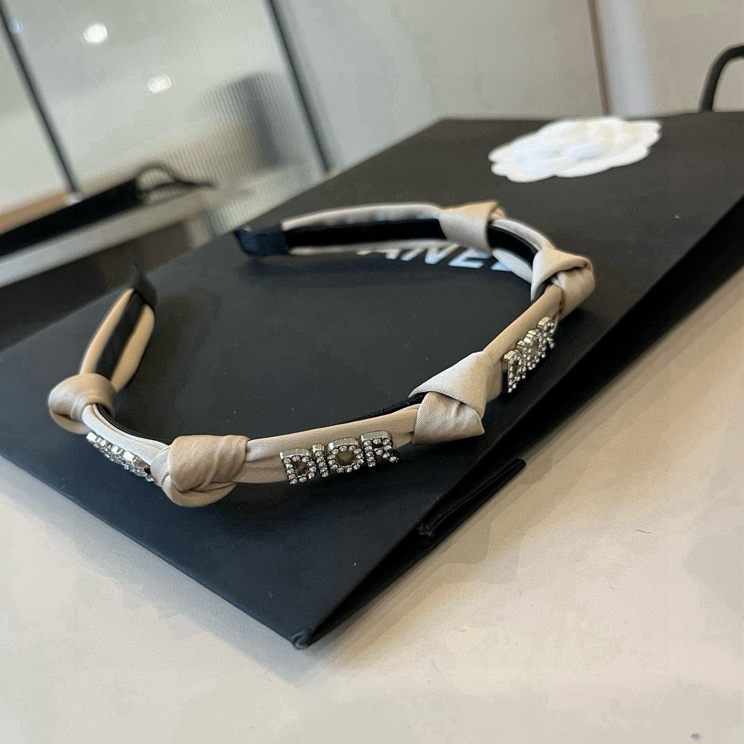 🆕

Dior迪奥新款发箍