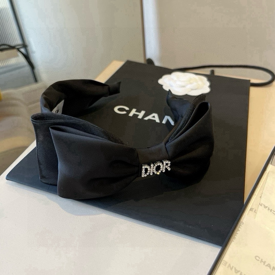 🆕

Dior迪奥新款发箍