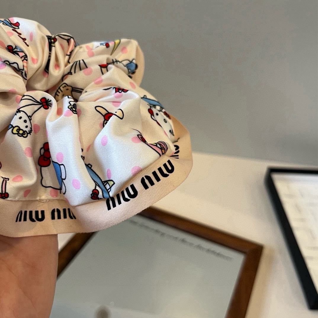 🆕

缪缪miumiu发圈