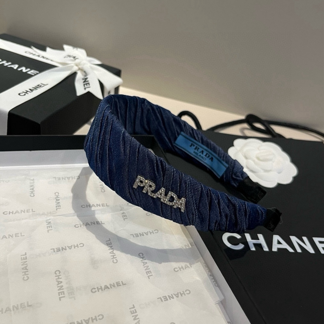 🆕

PRADA普拉达发箍