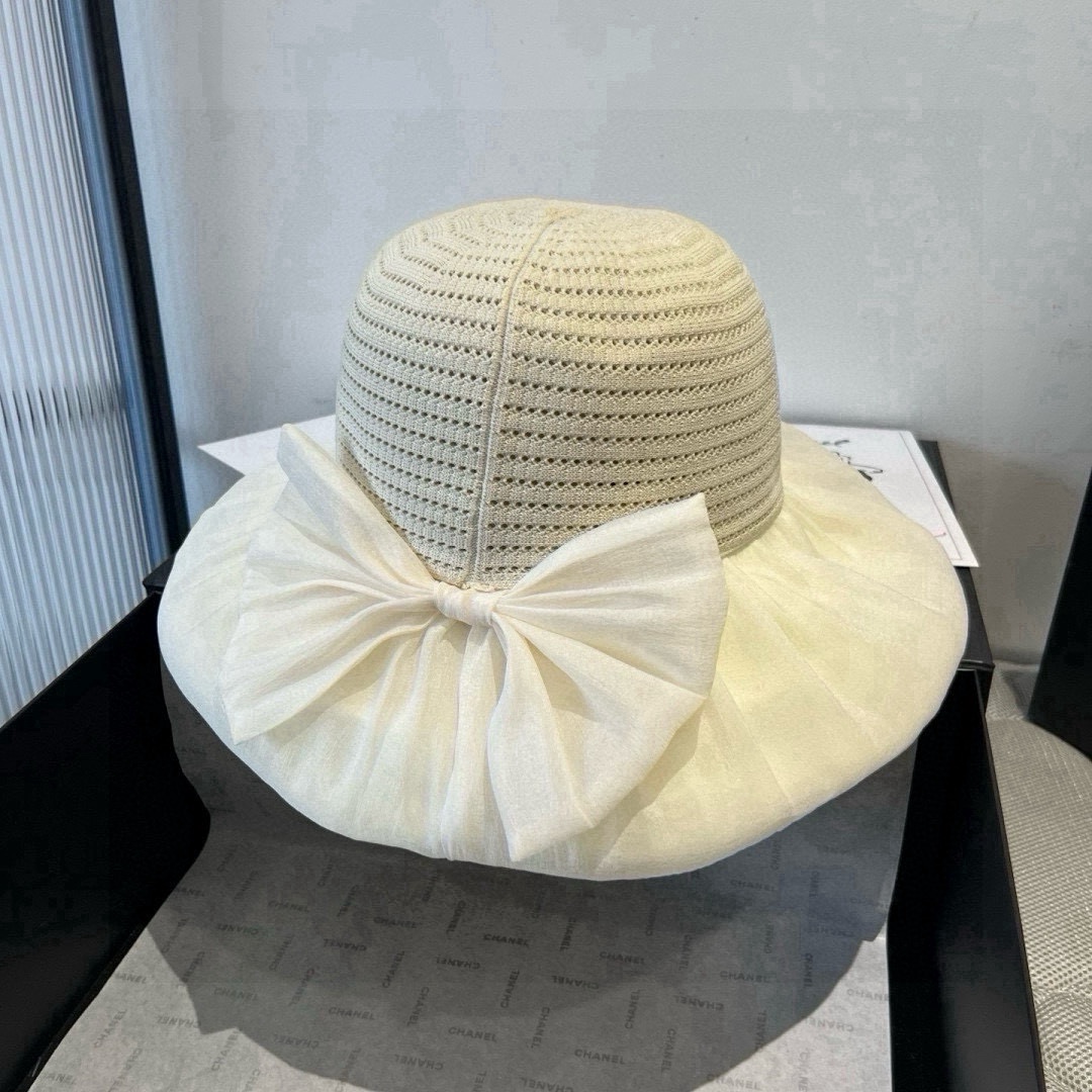 NO:365173,Miumiu Miumiu new lantern hat, sunshade hat, UV brim, head circumference 57cm hat, fisherman hat baseball hat knit hat, hat, miumiu, espadrilles, hatsmiumiu缪缪新款灯笼帽,遮阳草帽,防紫外线帽檐,头围57cm帽子渔夫帽棒球帽针织帽,帽子,miumiu,espadrilles,hats,hat