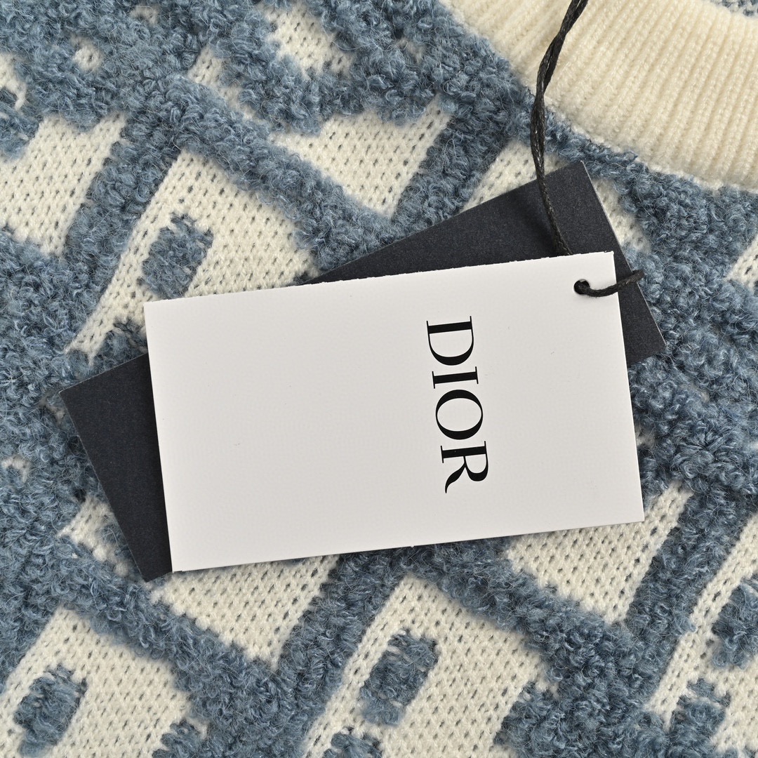 迪奥/Dior 秋冬新款 重工满幅CD提花插肩拉链圆领毛衣 迪奥/Dior 秋冬新款 重工满幅CD提花插肩拉链圆领毛衣