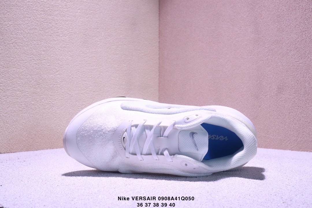 💰270
✅Nike VERAIR 柔软透气 减震防滑 训练鞋 IZe：如图
0908Q050