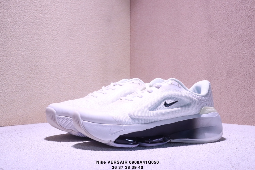 💰270
✅Nike VERAIR 柔软透气 减震防滑 训练鞋 IZe：如图
0908Q050