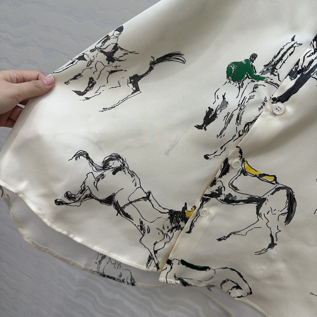 独家首发❤️高端原单品质❤️lP🆕高智感老钱风穿搭！25秋冬 高级感印花真丝衬衫，100%真丝斜纹绸，水