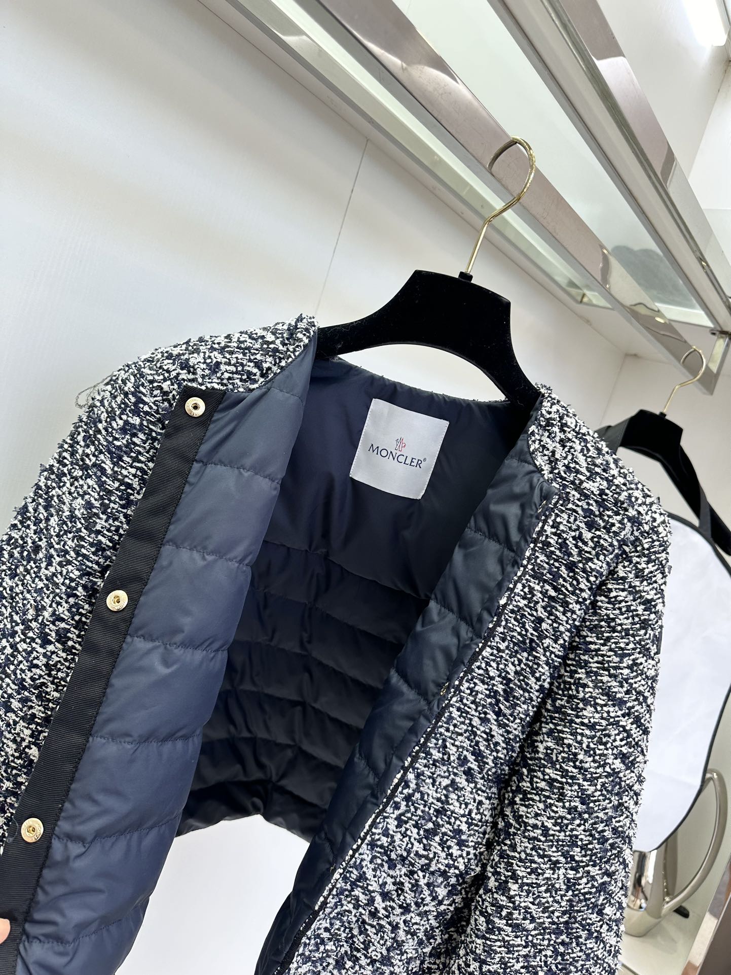 Moncler Tweed Down Jacket: Chic, Slim Fit, Perfect for Everyday Elegance 9 i1757302690 9615 7
