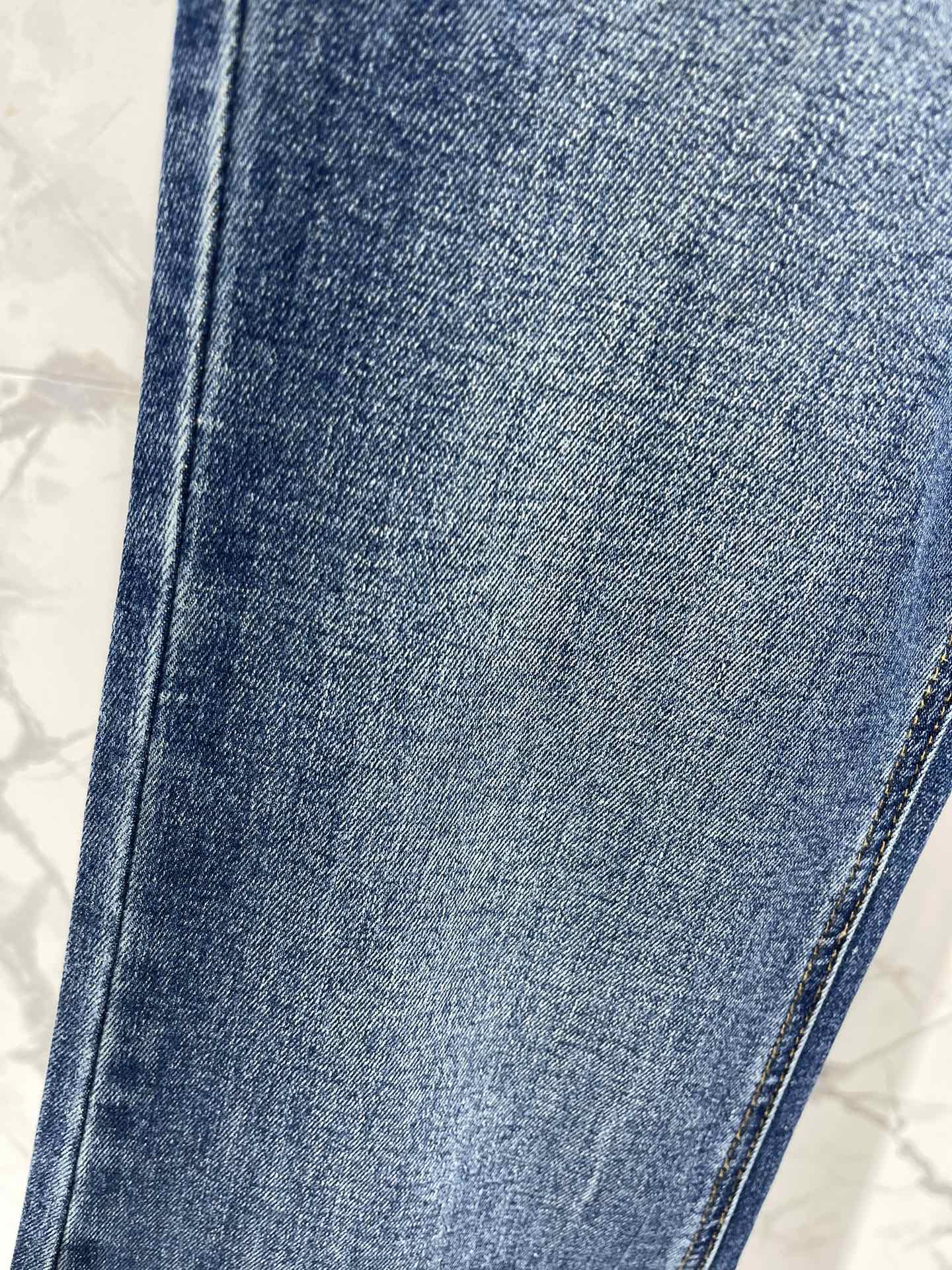 𝗗𝗜𝗢𝗥* 迪家早秋新款字母烫钻皮标高腰修身喇叭裤