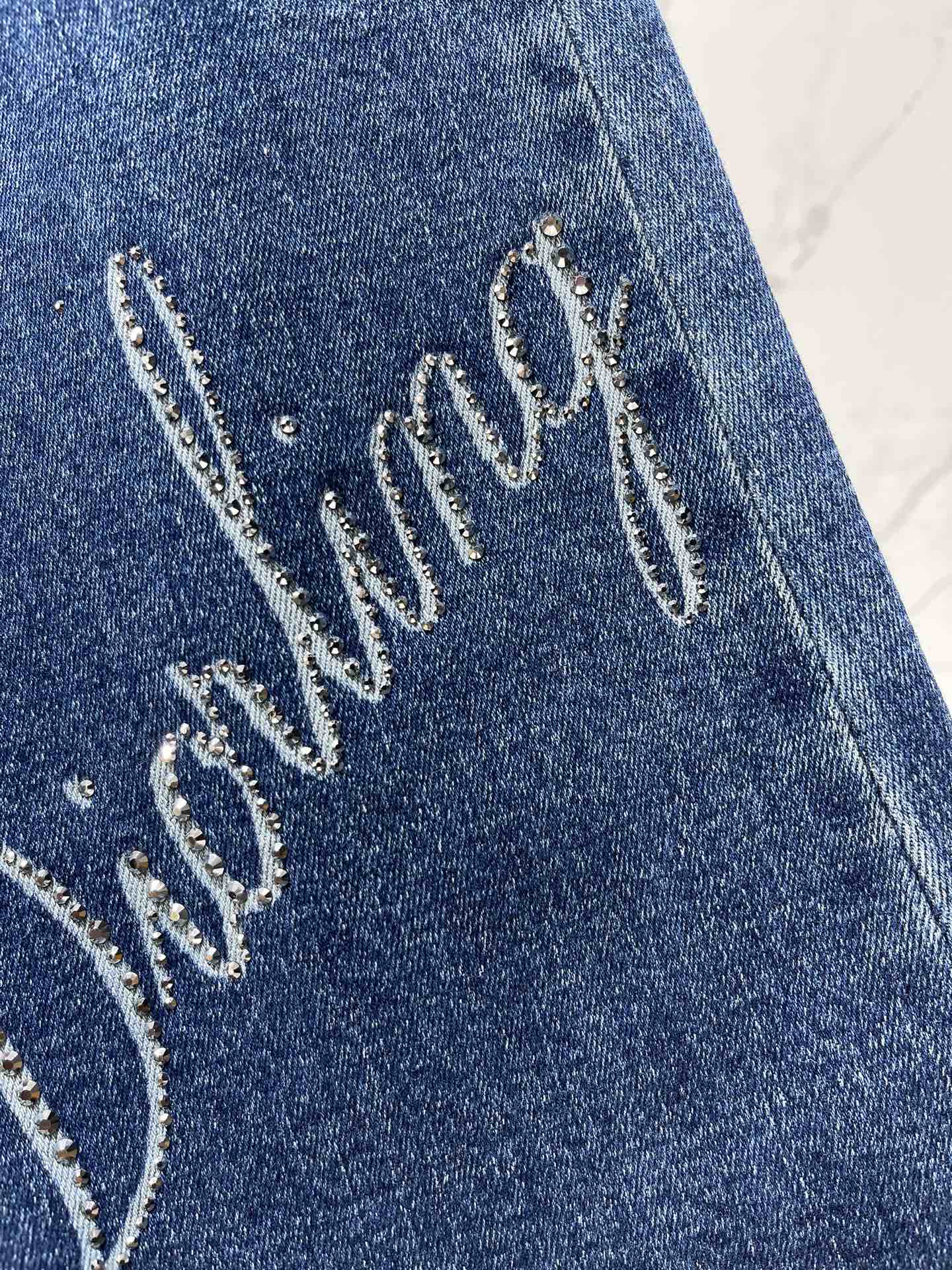 𝗗𝗜𝗢𝗥* 迪家早秋新款字母烫钻皮标高腰修身喇叭裤