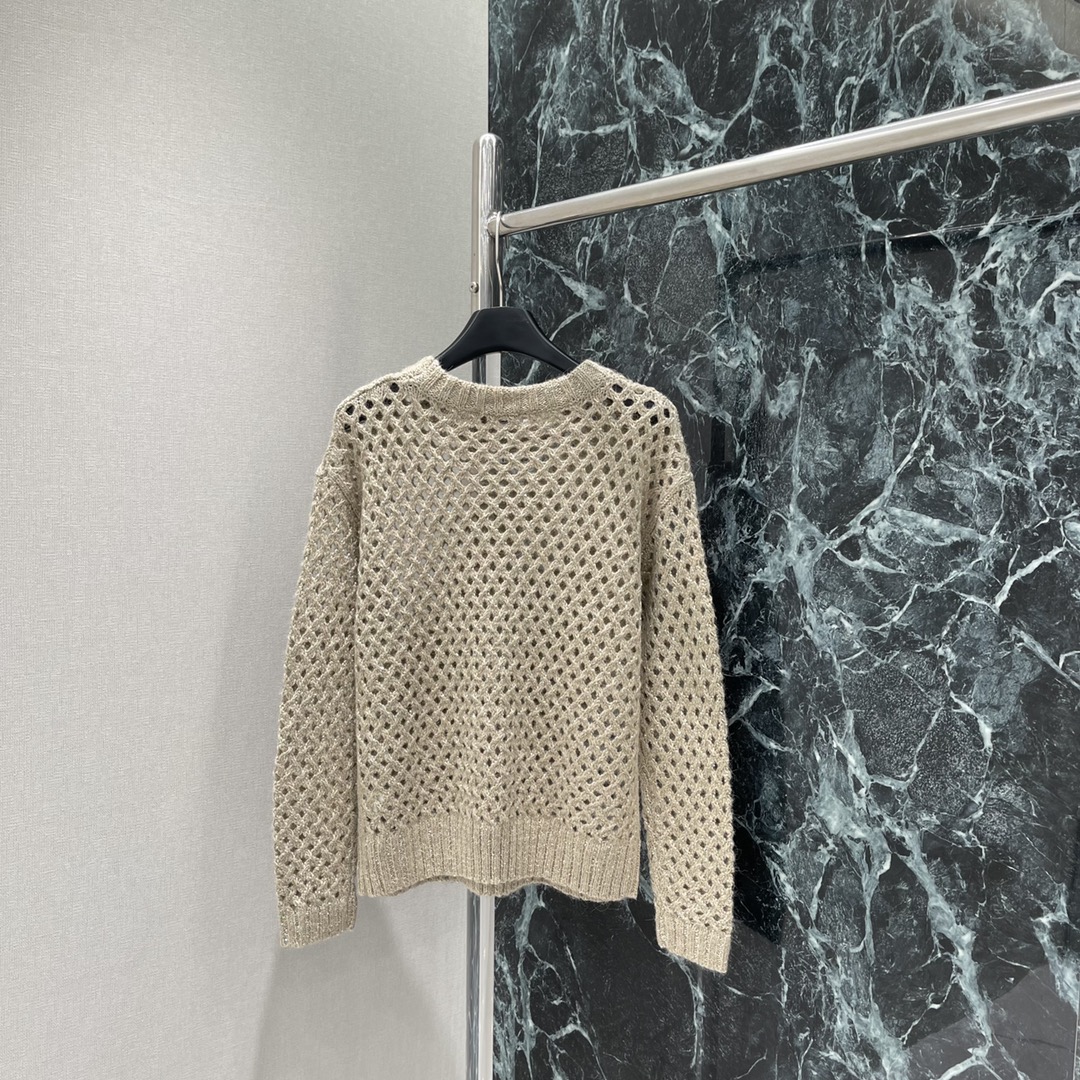 Brunello Cucinell* 25秋冬新款 镂空长袖上衣 成衣添加了微微细闪亮片 穿上身超级好看