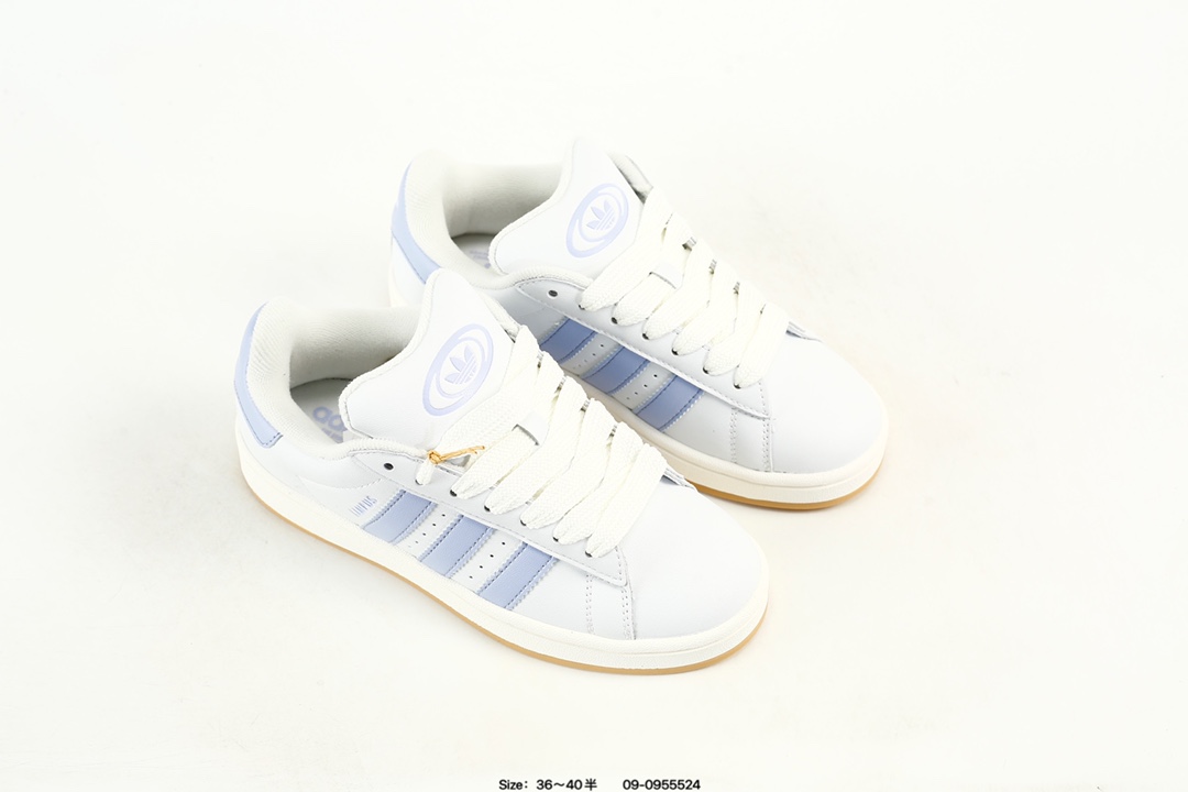 💰120
公司级✅Adidas Originals Campus 00s系列 阿迪达斯 面包风经典复古低帮百搭休闲运动板鞋
Adidas Originals Campus 00s系列是阿迪达斯于2025年推出的复古面包鞋型,以加宽鞋身、圆润廓形和麂皮材质为标志性设计,延续了千禧年校园风格
廓形升级:打破传统Campus的瘦长造型,通过加宽鞋带、鞋舌和鞋底,打造出宽大面包鞋廓形,鞋身采用绒面皮料与白色常规皮革拼接设计。
复古元素:保留经典三条纹和三叶草Logo,鞋舌及后跟填充厚实海绵衬垫,增强舒适度。
舒适与功能
内衬设计:鞋舌及后跟采用柔软海绵衬垫,减少磨脚问题。
鞋底配置:硫化橡胶外底提供柔韧弯折性和耐磨性,抓地力表现良好。
货号:JQ7768
尺码:36 36.5 37 38 38.5 39 40
编码:09-0955524