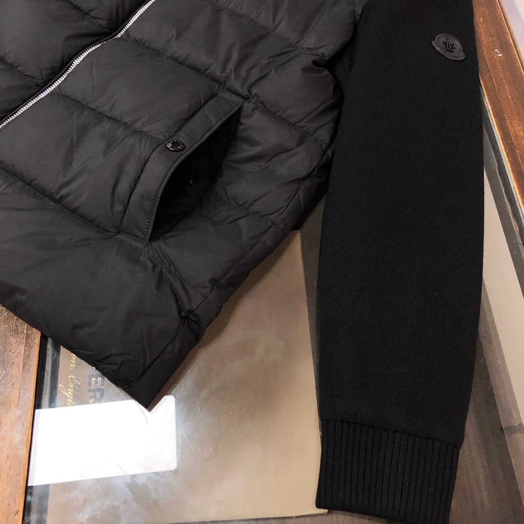Moncler donsjack, Nieuw in de schappen — photo 5