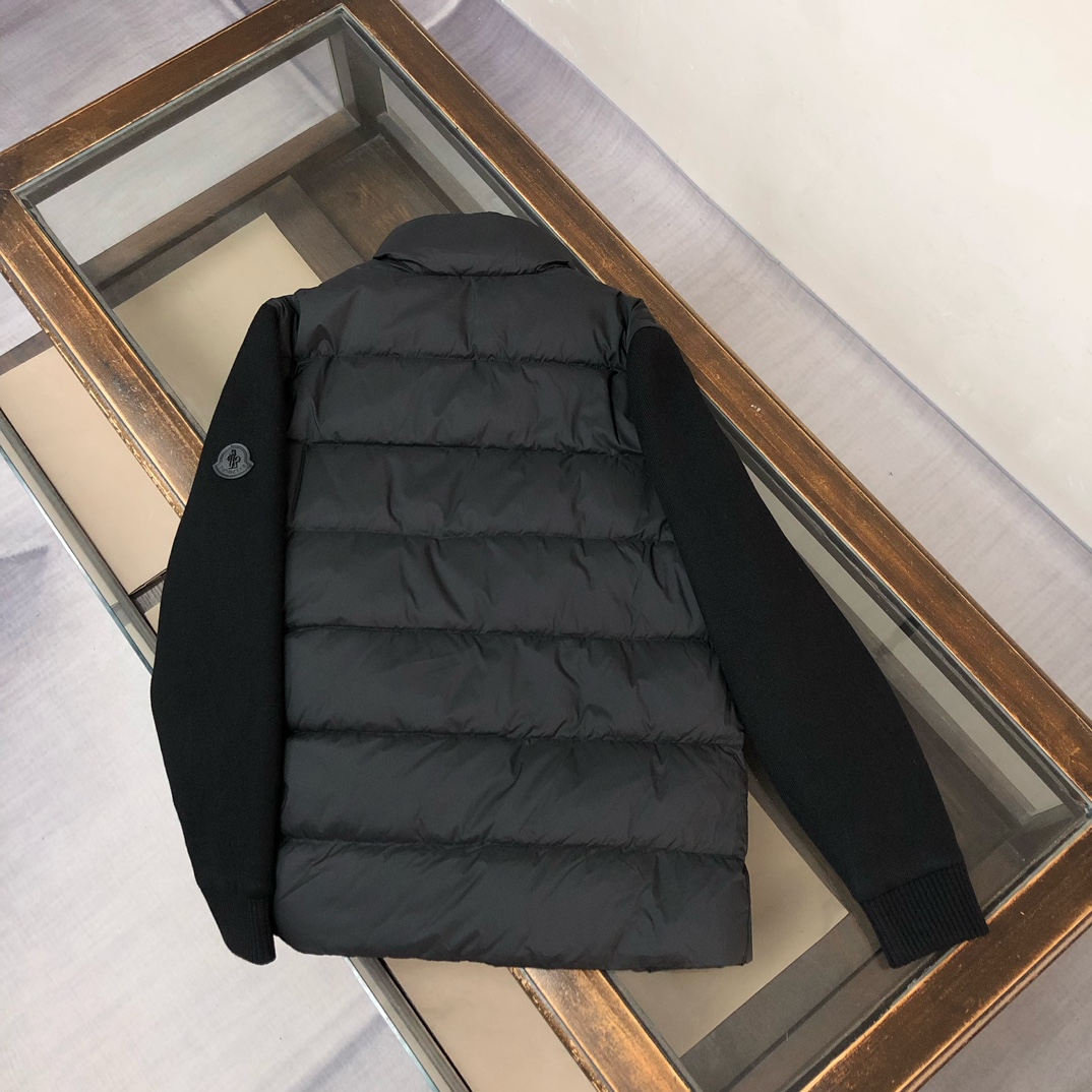 Moncler donsjack, Nieuw in de schappen — photo 9