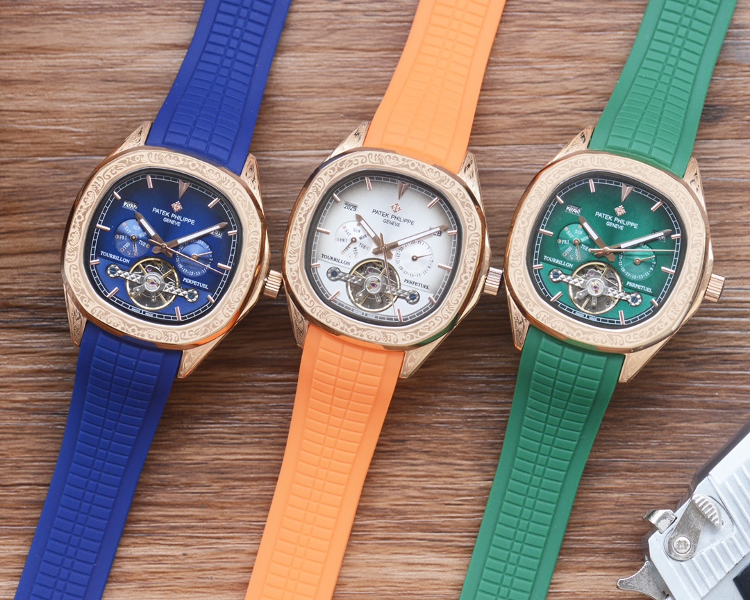 Patek Philippe Men's Automatic Watch with Rubber Strap and Carved Case